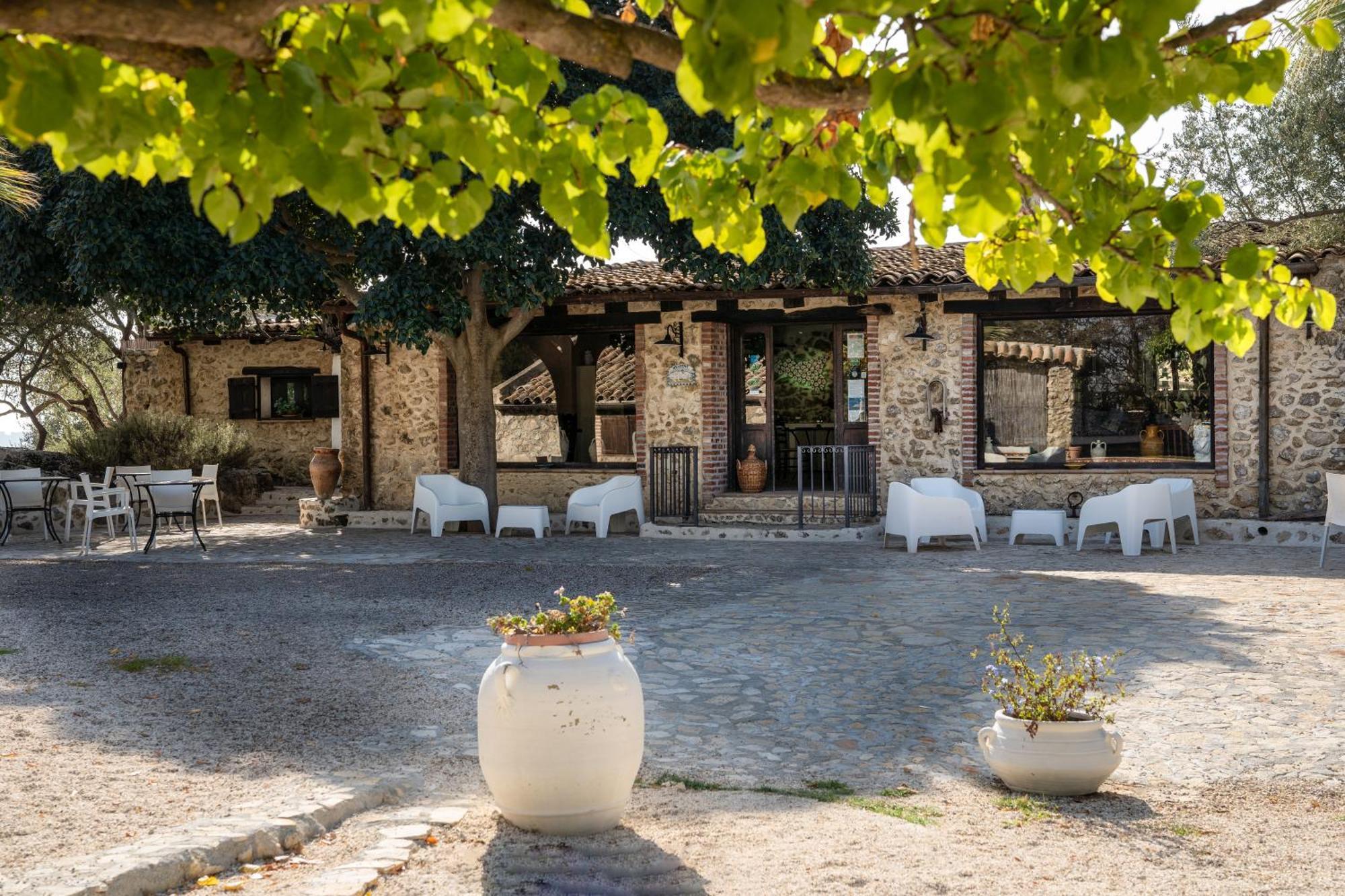 Roba Degli Ulivi Bed and Breakfast Agrigento Eksteriør billede