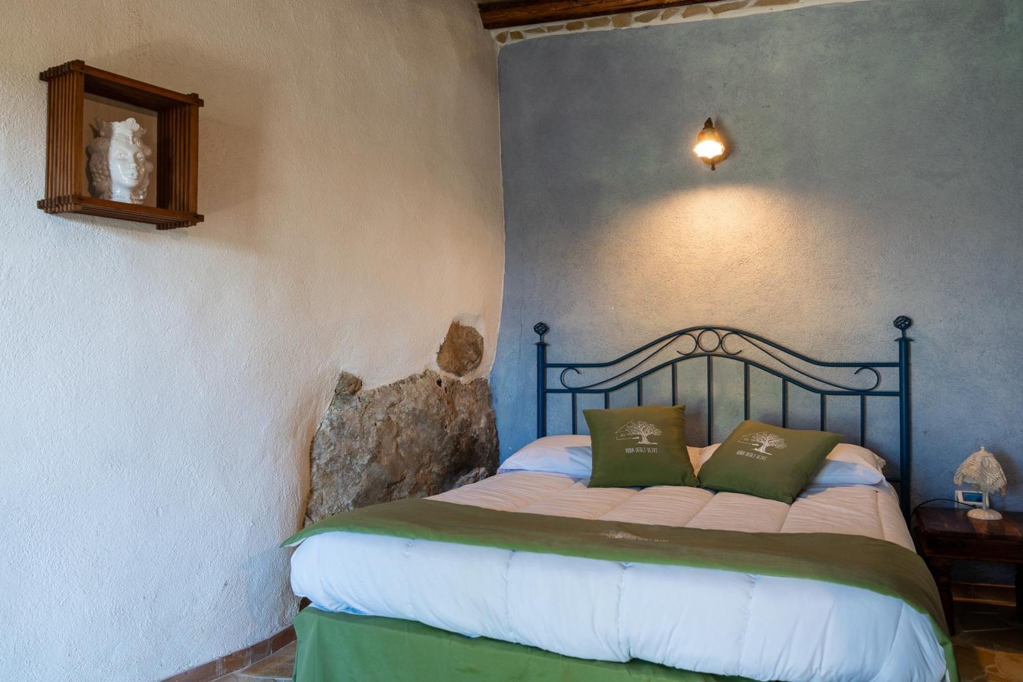 Roba Degli Ulivi Bed and Breakfast Agrigento Eksteriør billede