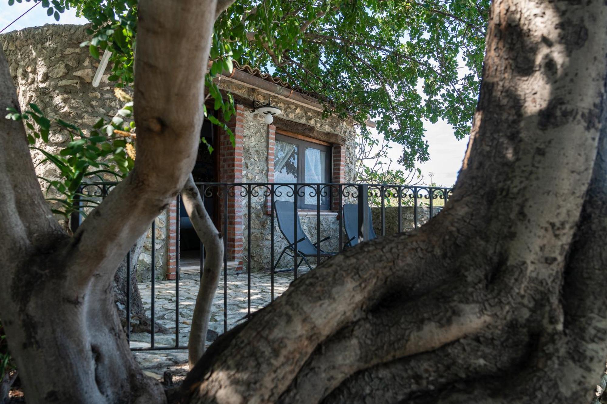 Roba Degli Ulivi Bed and Breakfast Agrigento Eksteriør billede