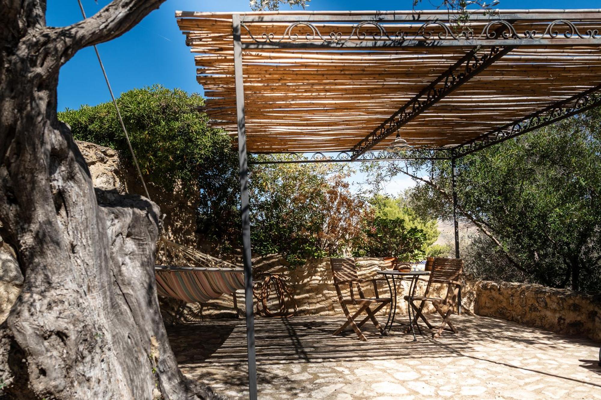 Roba Degli Ulivi Bed and Breakfast Agrigento Eksteriør billede