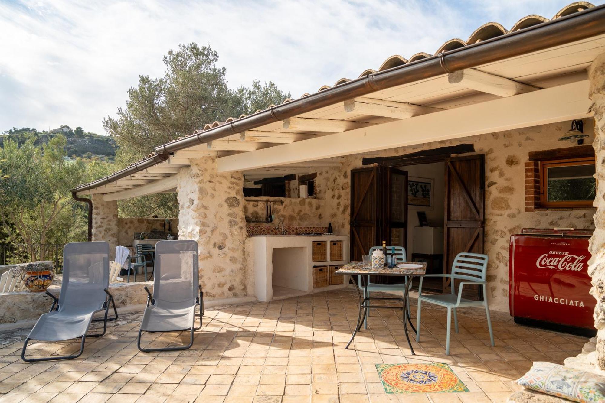 Roba Degli Ulivi Bed and Breakfast Agrigento Eksteriør billede