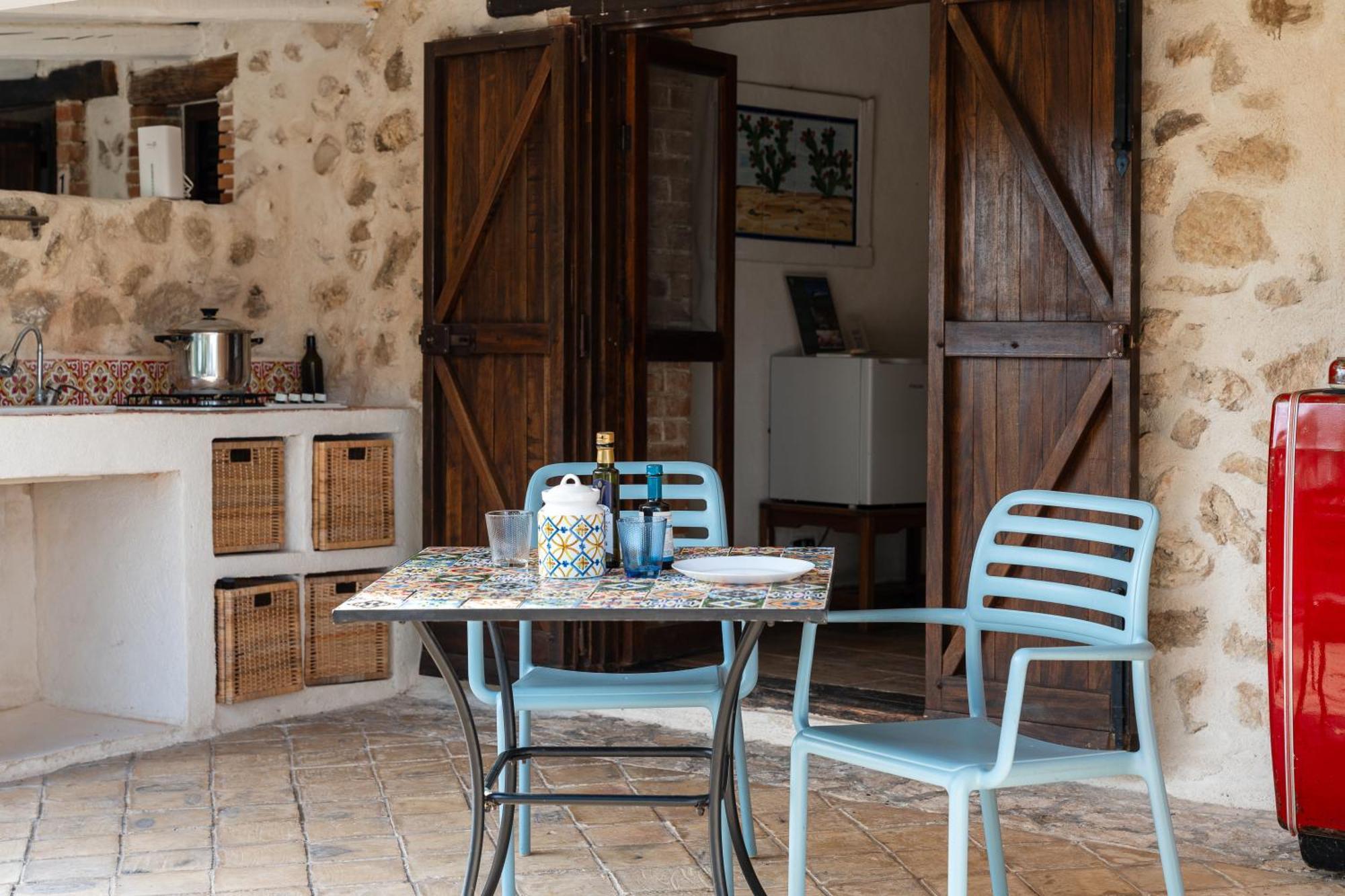 Roba Degli Ulivi Bed and Breakfast Agrigento Eksteriør billede
